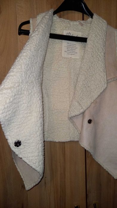 Дамски елек от кожа