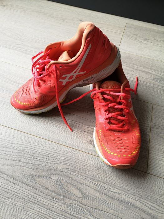 Adidasi Asics GEL-KAYANO