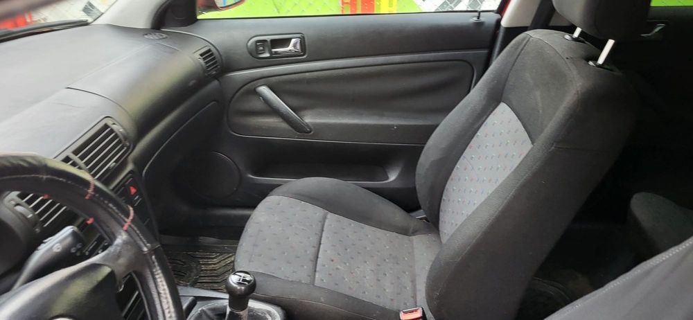 Volkswagen Passat B5 Break 1.6 Benzina 1997 Acte la zi