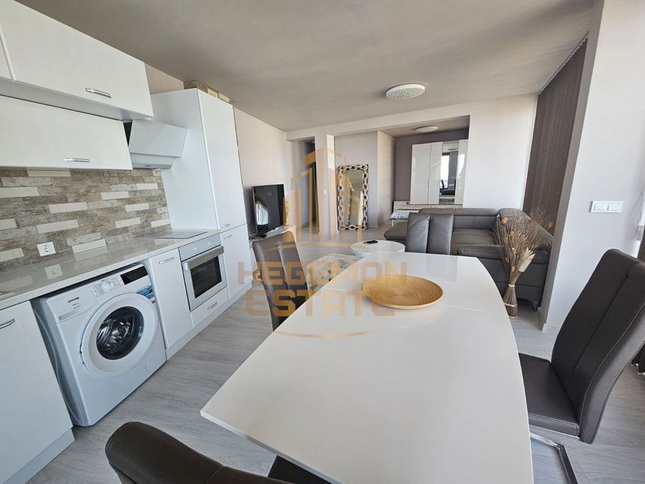 Продава се Двустаен апартамент в Балчик - 65 кв.м за 2077 €/кв.м - Снимка #1