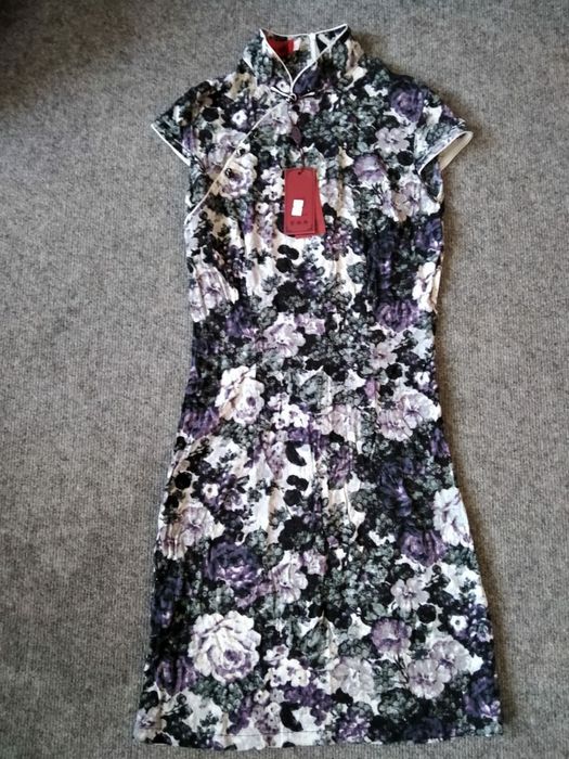 Платье размер s          .