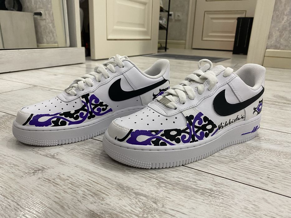 Кастомизация одежды и обуви на заказ