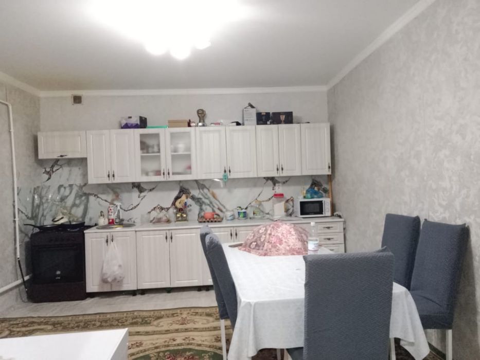 Продам дом на дачном участке.