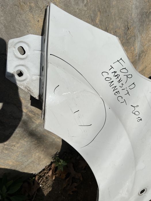 Ford Transit courier 2018 ляв калник