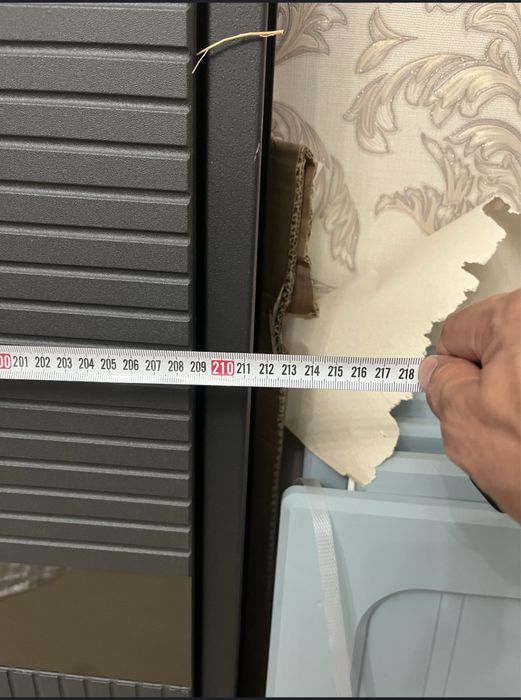 Дверь входная , качественная