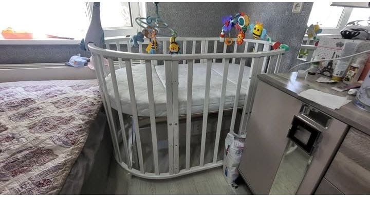 Продам детскую кроватку