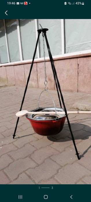 Trepied/ suport ceaun din fier forjat 1 m x 8 mm