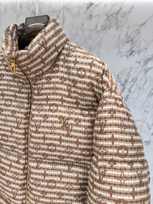 Geaca cu puf Louis Vuitton Premium