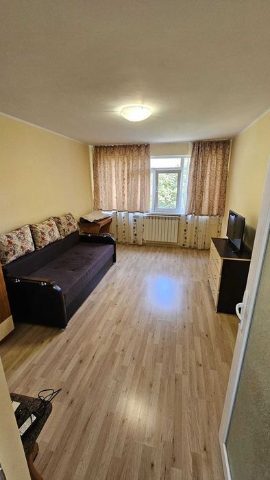 Inchiriez garsoniera Str. Saturn