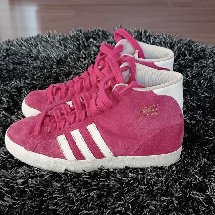 Дамски маратонки Adidas размер 37, естествена кожа велур в розов цвят