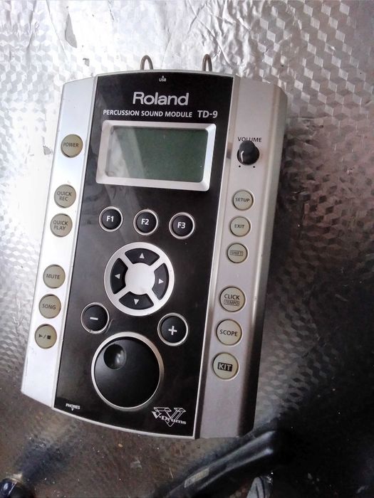 Vând procesor tobe electronice, TD9 cu cabluri și suport.