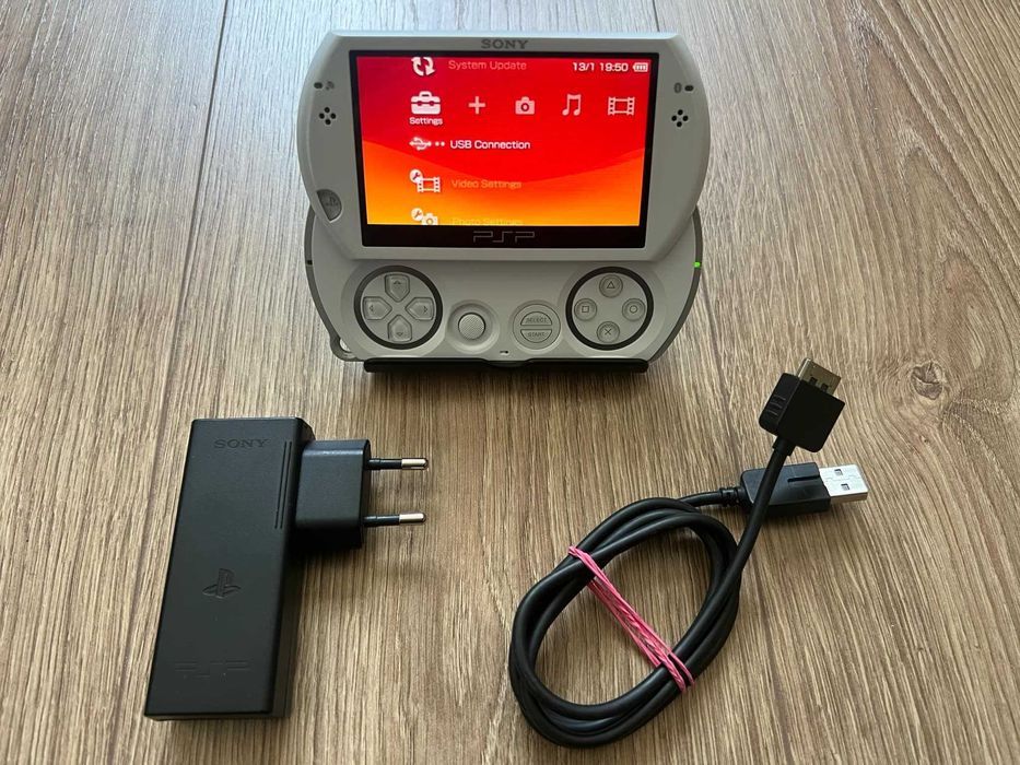 Joc copii SONY PSP GO modat cu 150 jocuri instalate doar titluri bune