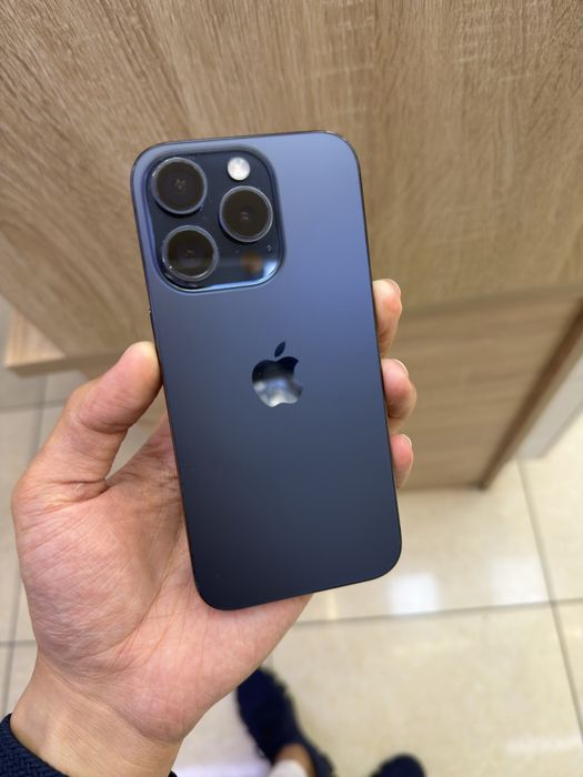 iPhone 15 pro с гарантией