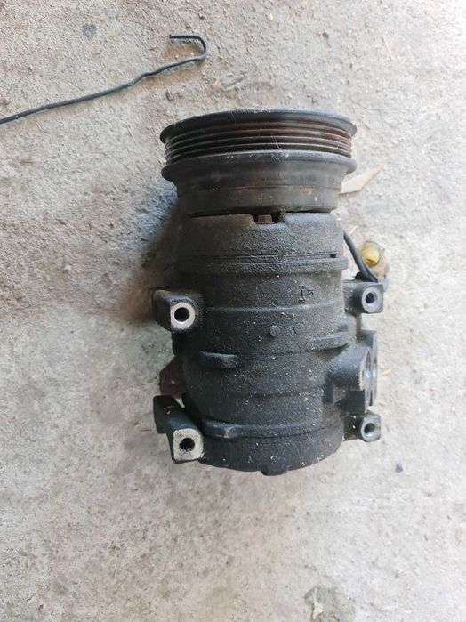 Dezmembrez volwagen crafter 2.0 diesel