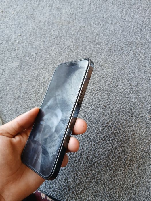 iPohe 13 pro srochna sotiladi