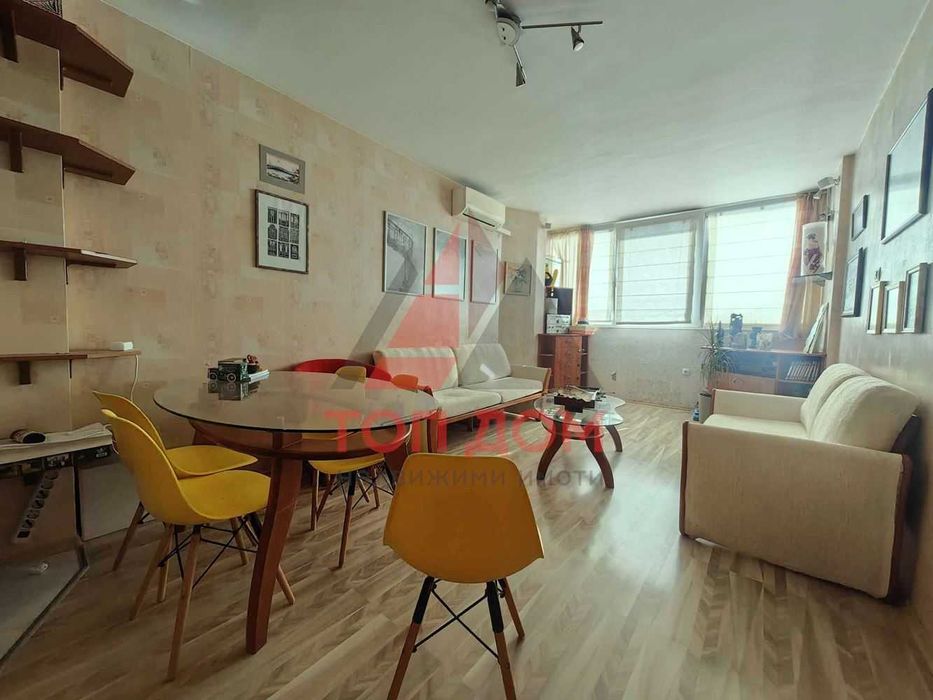 Дава се под наем Тристаен апартамент в Варна, Общината - 82 кв.м за 561 € - Снимка #1