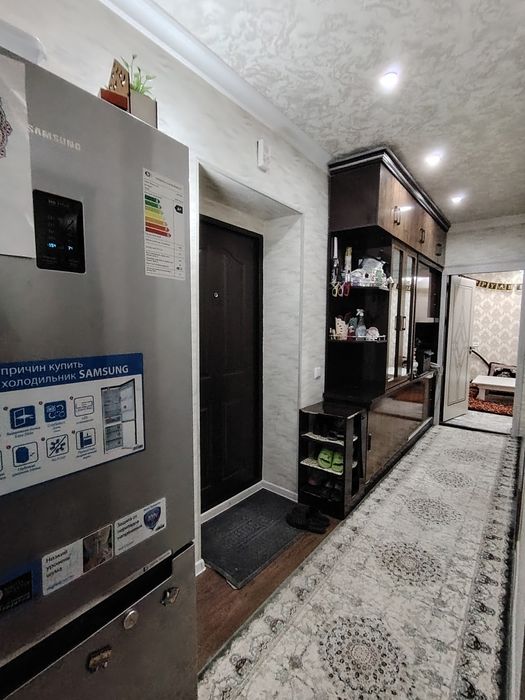 Шаҳар хокимият Тарона 16/18 дом 2-этаж 2/3-хона (Оилага)(Уй эгасиман)