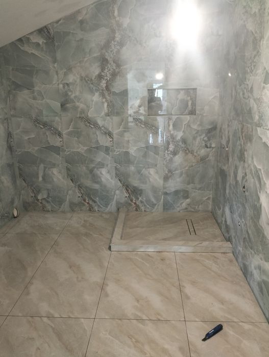 Montaj gresie faianta marmura granit