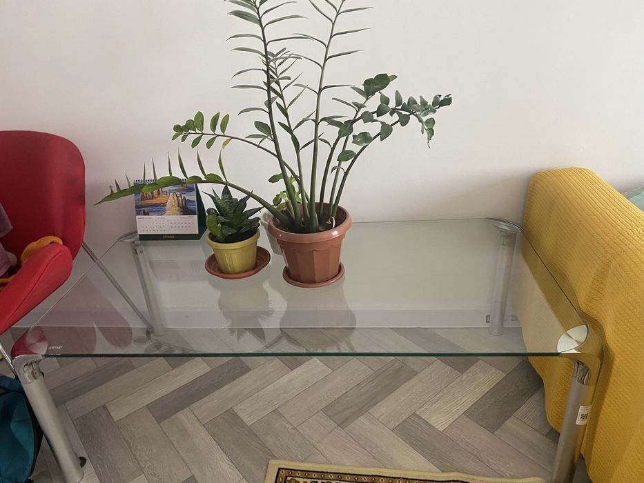 Стол стеклянный , столешница