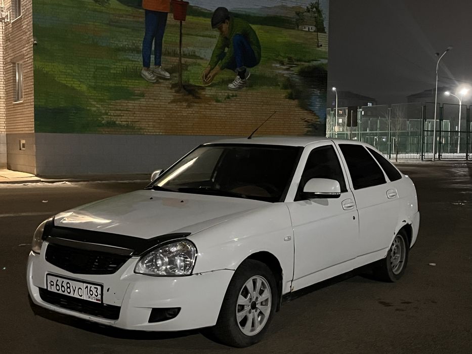 Приора хэтчбек 2012