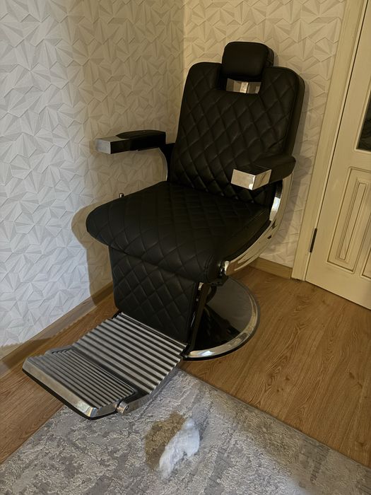 Новое кресло для барбера