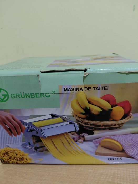 Mașină de făcut tăieței