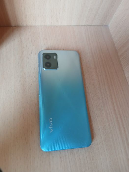 Продам телефон VivoY15s