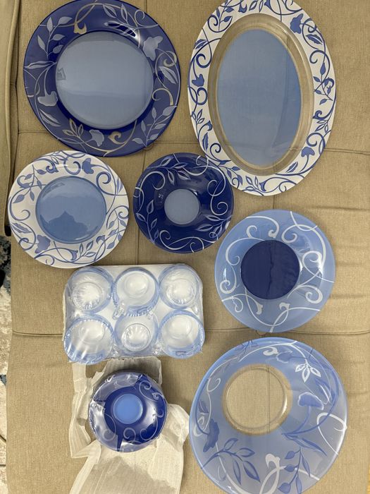 Сервис столовый новый