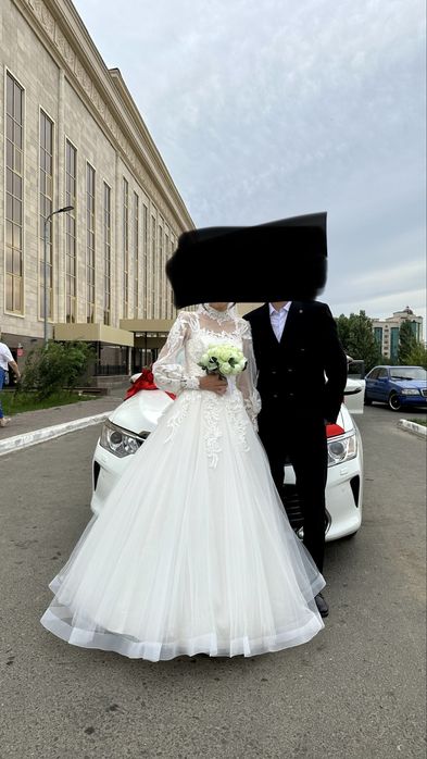 Свадебное платье