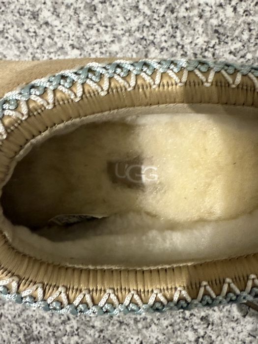 UGG Tazz Sand - 36/37/38/39 pe stoc