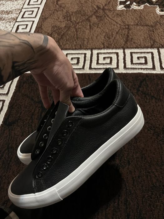 Продаём Обувь. Кеды. Две пары