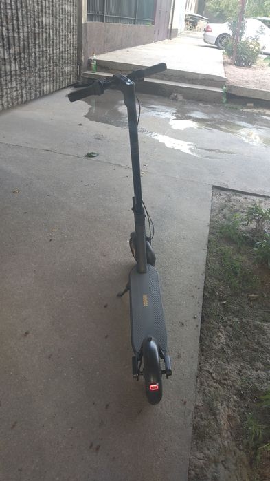 Электросамокат в отличном состоянии,