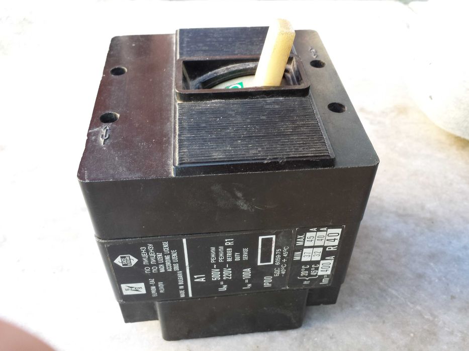 Автоматичен прекъсвач А2 160  и А1