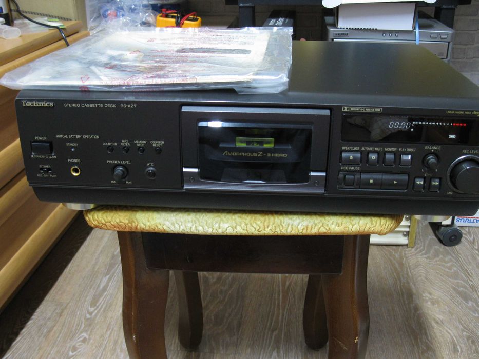 продам кассетную деку Technics AZ-7