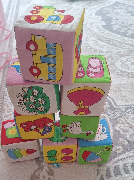 Бесплатно. Детские игрушки 0-4 лет