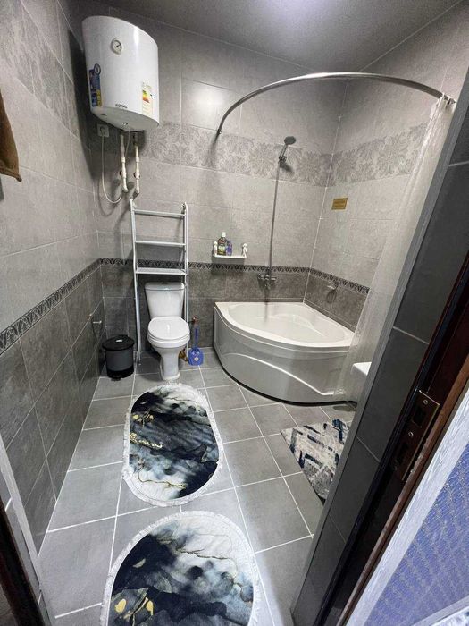 Продаётся 3х комн квартира на 1 этаже Ор-р Файзобод мечеть