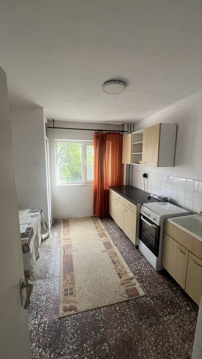 Inchiriez apartament 2 camere