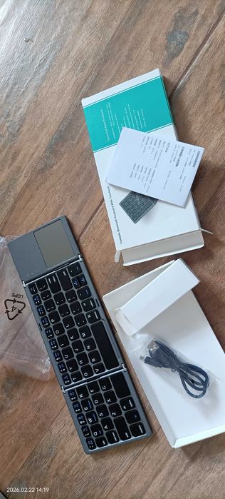 Camera Tripla Auto + cadou Tastatură Bluetooth pliabilă cu touchpad