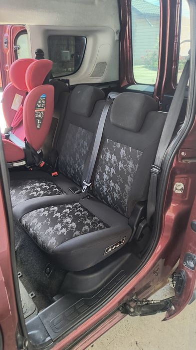 Opel combo supraînălțat schimb cu miniexacvator sau duba cu bena