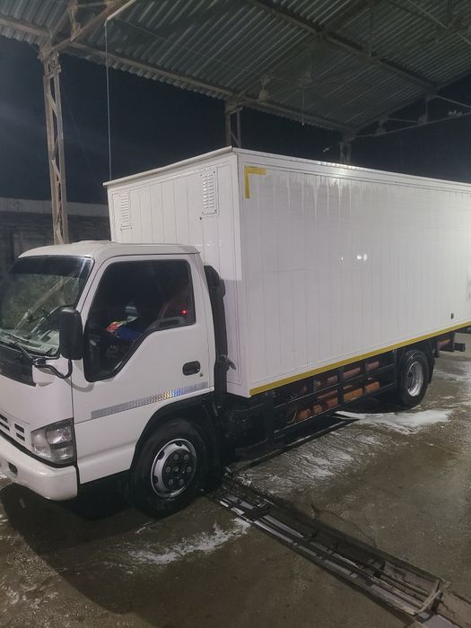 Isuzu.      2014