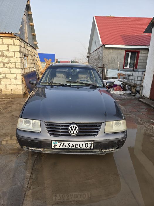 Вольксваген Сантана