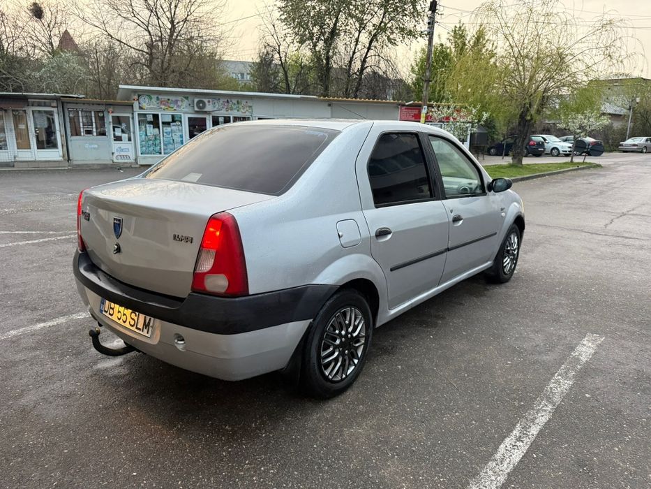 Vând Logan GPL 1.4 MPI