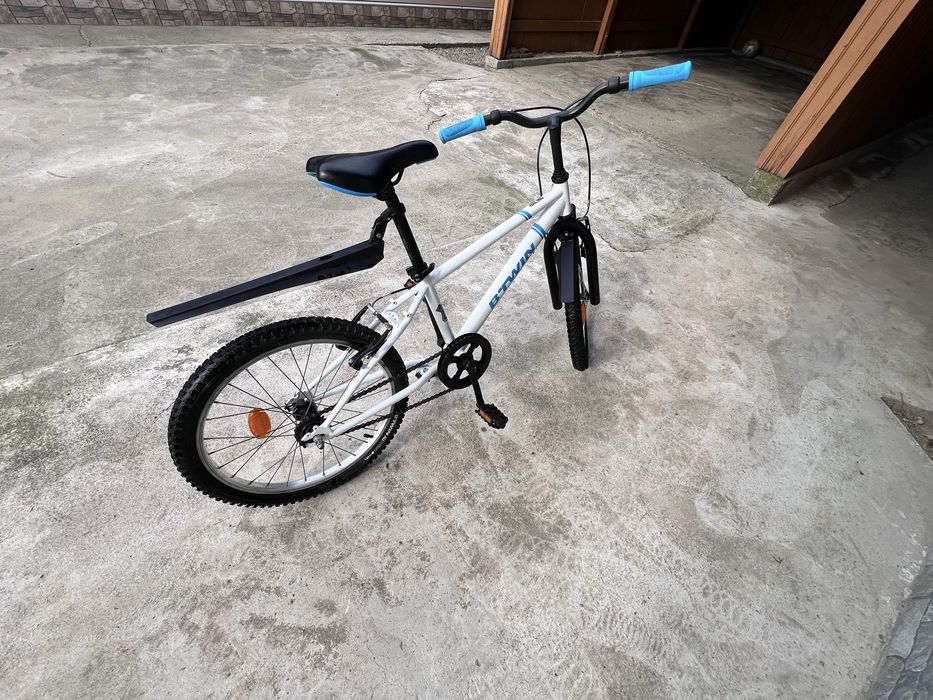 Bicicletă B’TWIN 20” copii – stare foarte bună