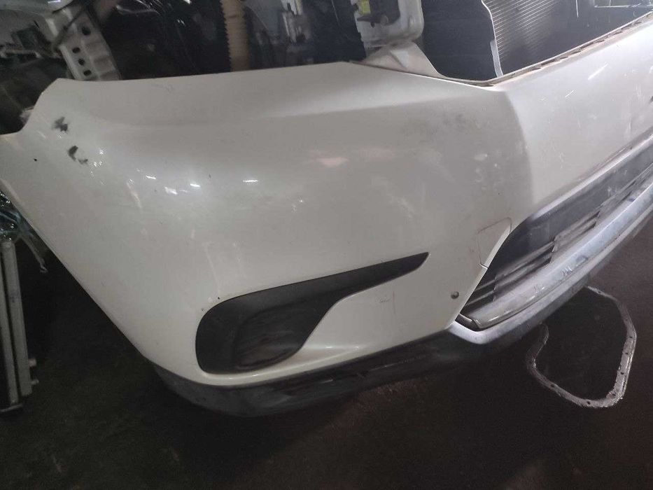 Бампер передний для Toyota Highlander 45