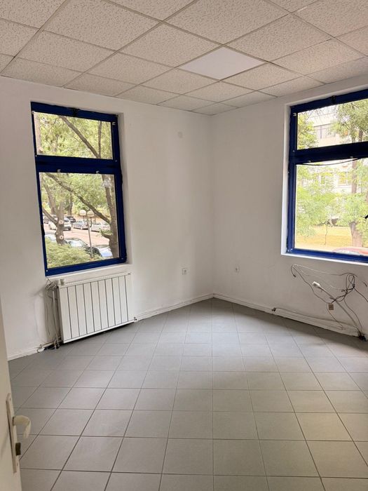 Дава се под наем Офис в София, Илинден - 110 кв.м за 663 € - Снимка #2