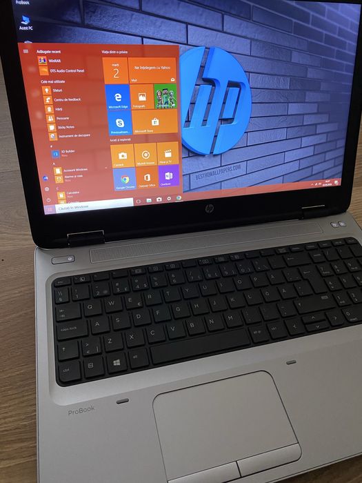 Laptop HP ProBook intel core i5,Display 15,6 Windows 10 Pro,8gb ram ddr4,500gb memorie,baterie bună cu încărcător