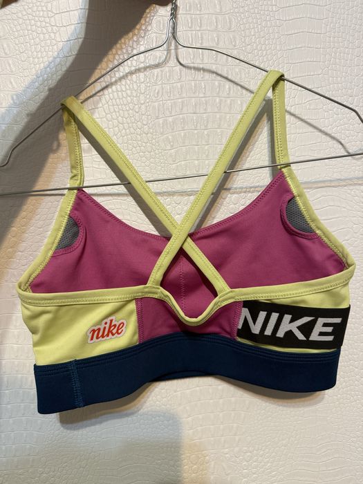 Бюстие nike розово с зелено