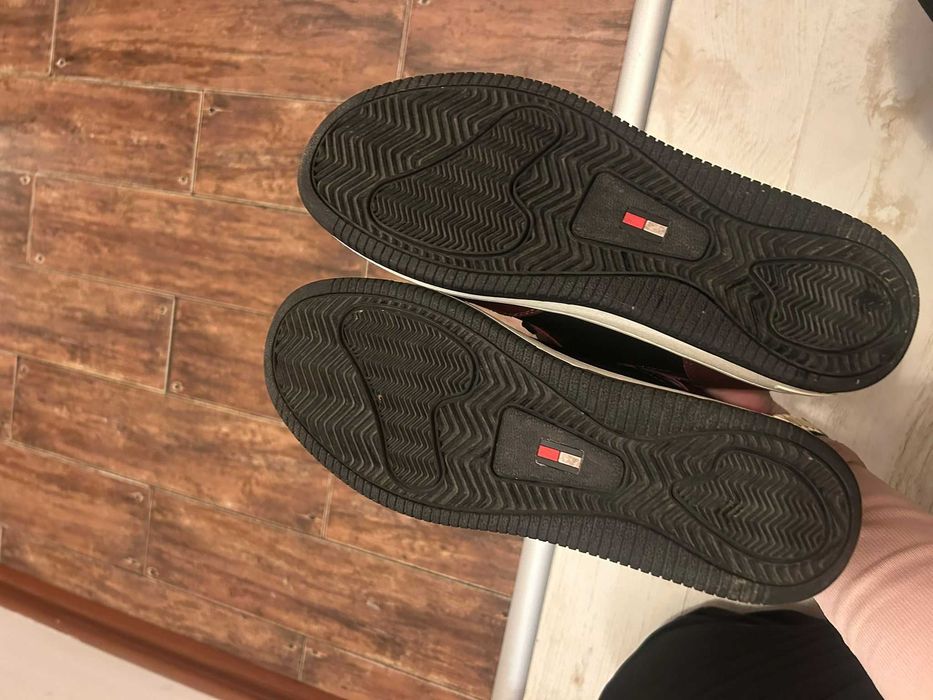 Adidasi Tommy Hilfiger marimea 39 unisex