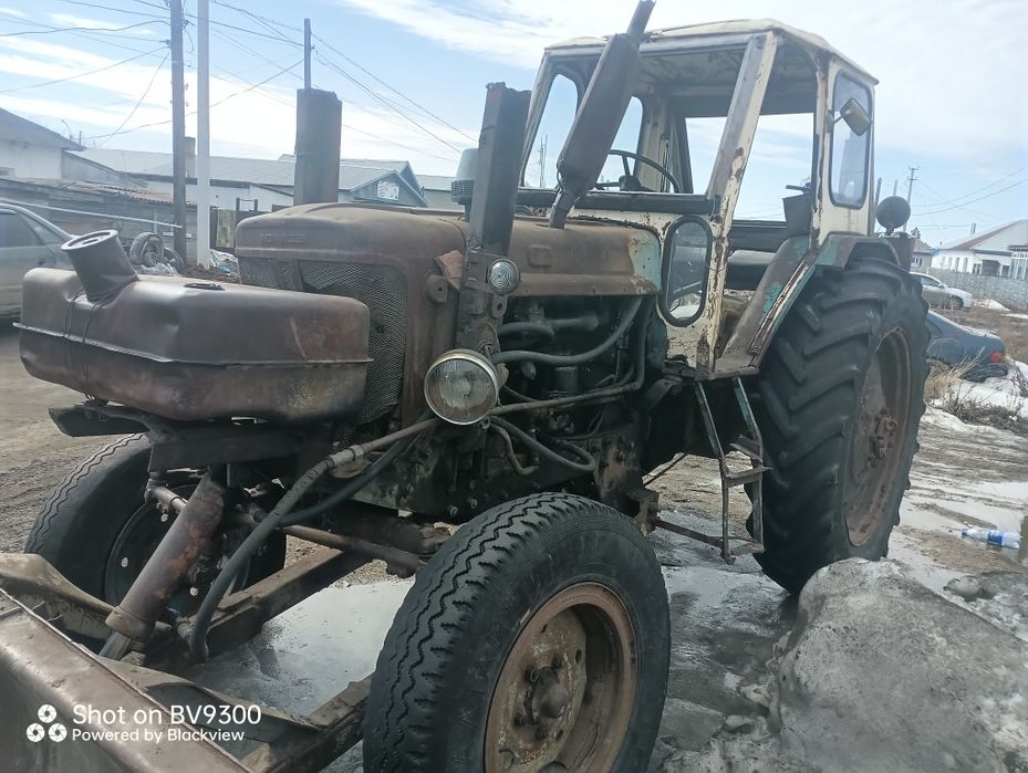 Продам трактор юмз 6