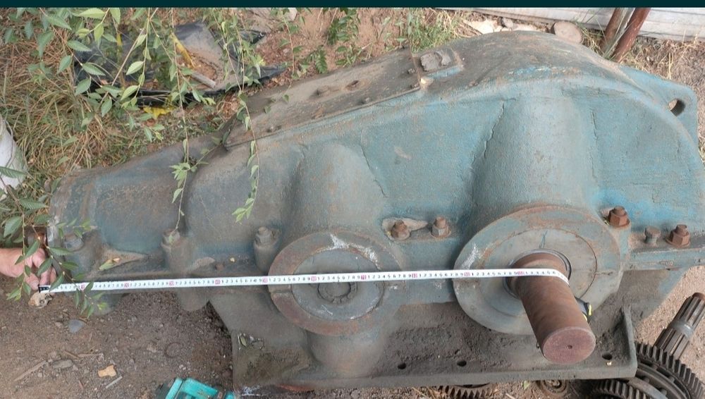 Продам редуктор КС 400